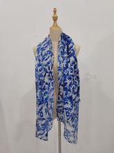 Lade das Bild in den Galerie-Viewer, Zeta Phi Beta Fashion Floral Lightweight Scarf ZPB - Simply Dovely