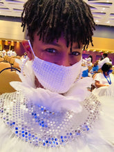 Lade das Bild in den Galerie-Viewer, Lightweight Cotton Pearl Face Mask - Simply Dovely