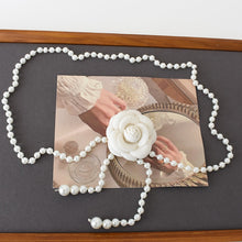Load image into Gallery viewer, Pearl Waist Chain Flower Belt
